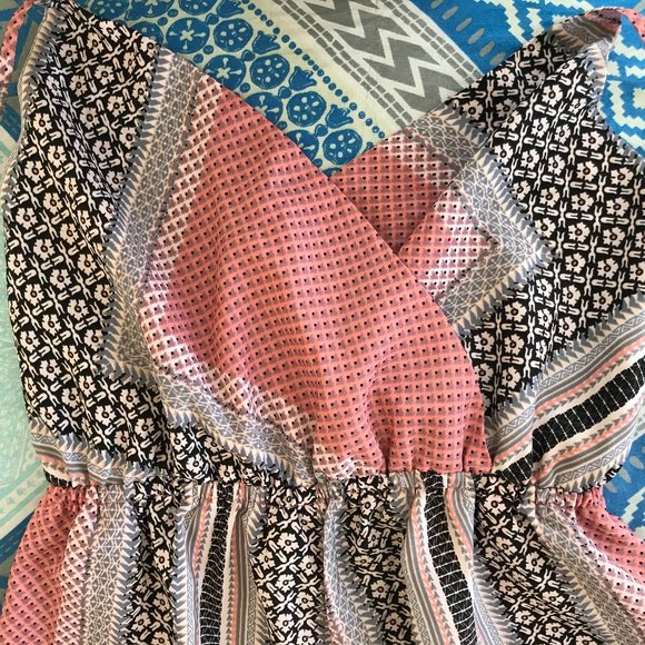 Fire LA - Patterned Summer Pants Suit - Women - Size Small - Picture 3 of 6